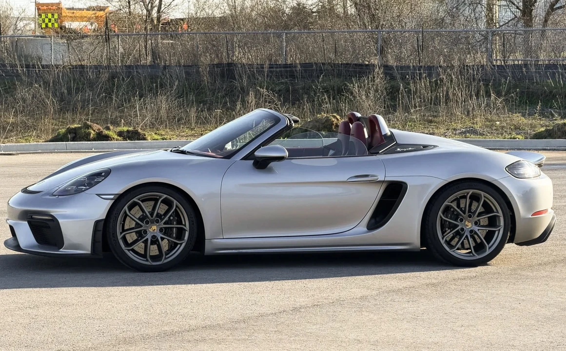 2022 Porsche 718 Boxster Spyder - Image 8 of 31
