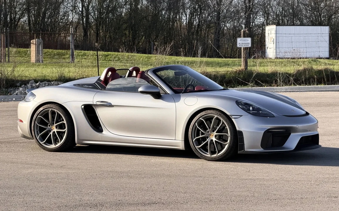 2022 Porsche 718 Boxster Spyder - Image 18 of 31