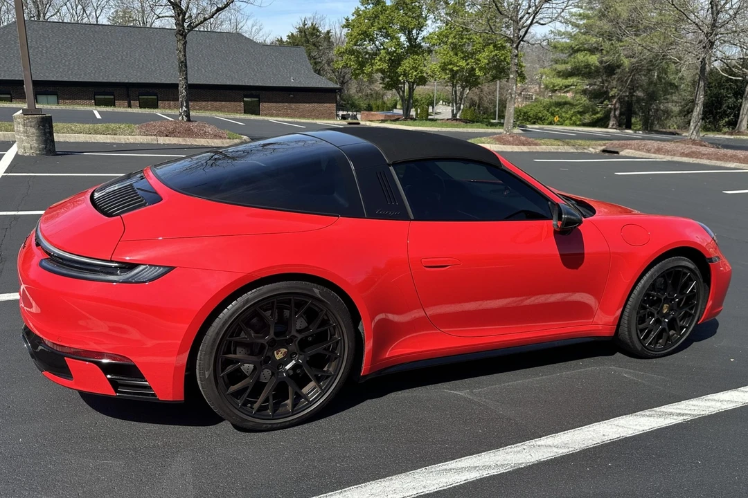 2022 Porsche 992 Targa 4 & 4S - Image 3 of 8
