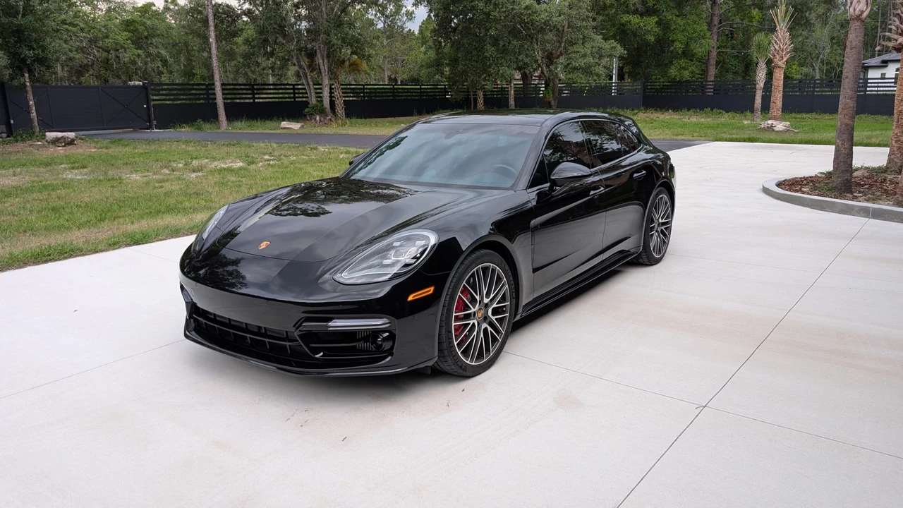 2023 Porsche 971 Panamera Sport Turismo - Image 3 of 31