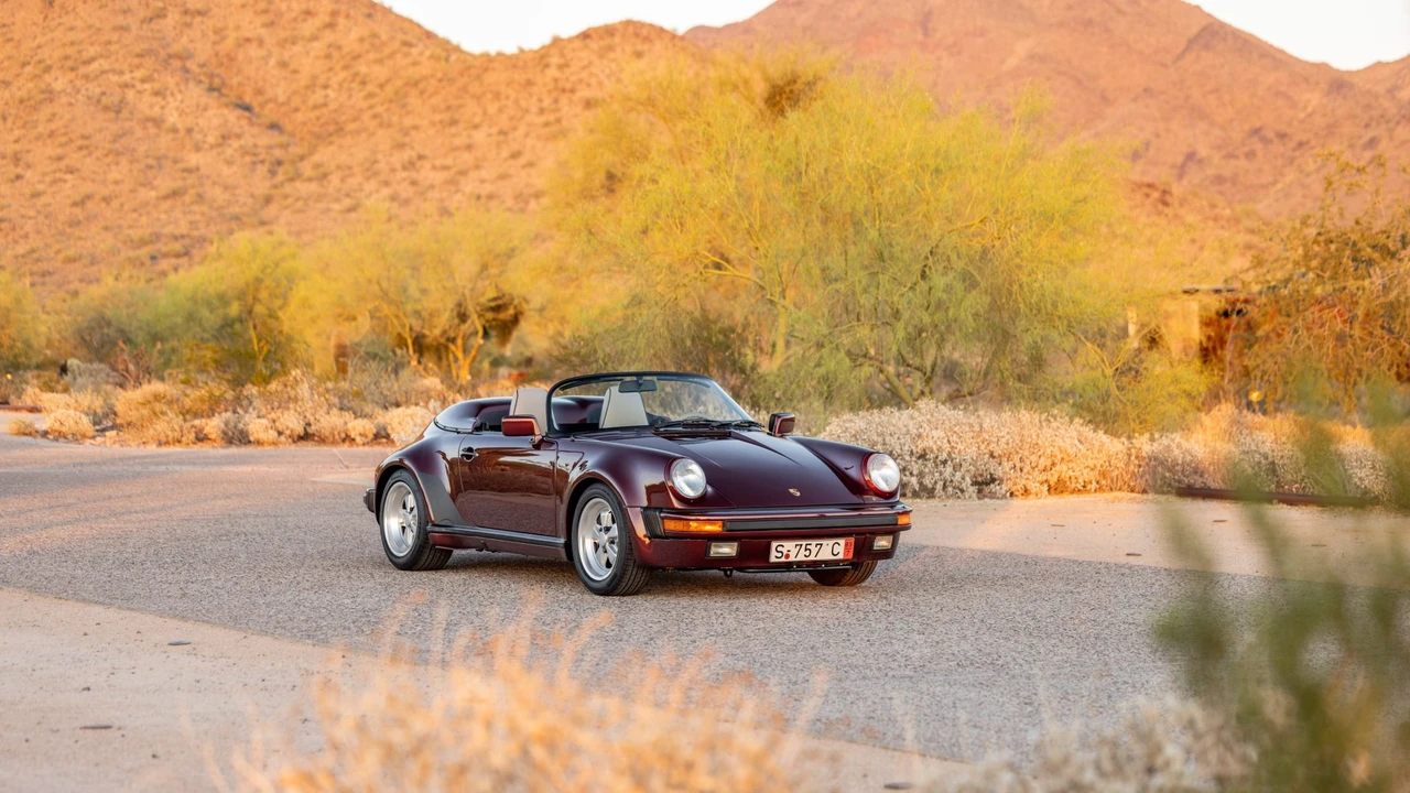 1989 Porsche 911 Carrera 3.2 - Image 13 of 31
