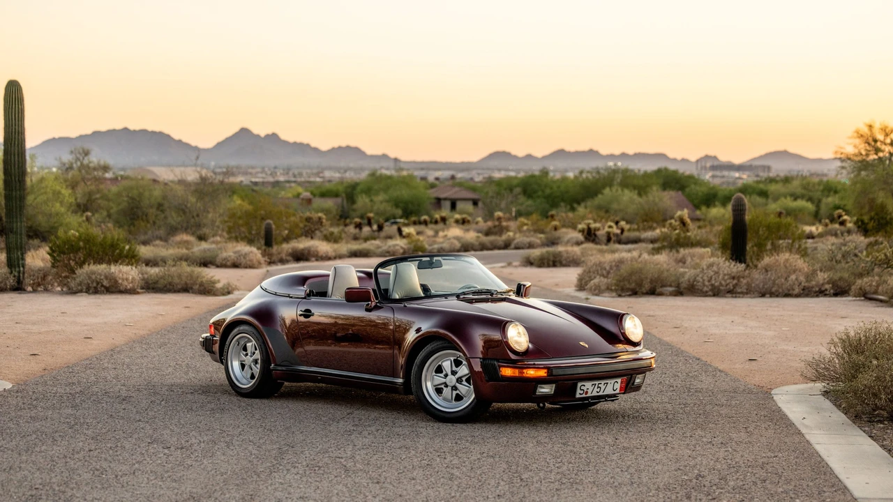 1989 Porsche 911 Carrera 3.2 - Image 16 of 31