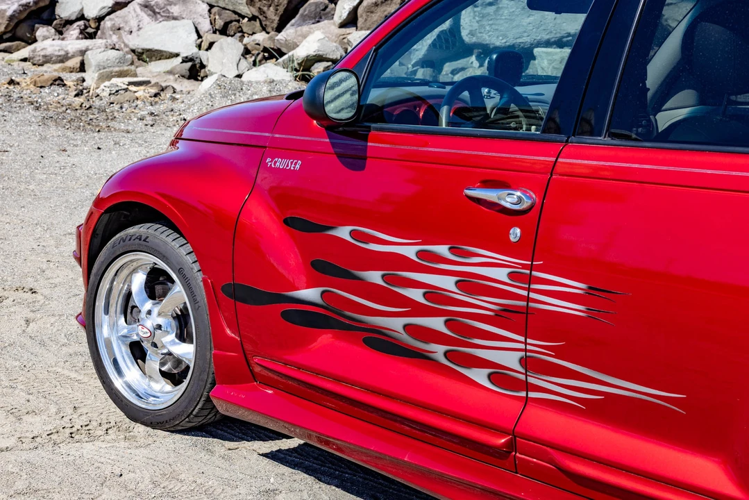 2001 Chrysler PT Cruiser - Image 14 of 31