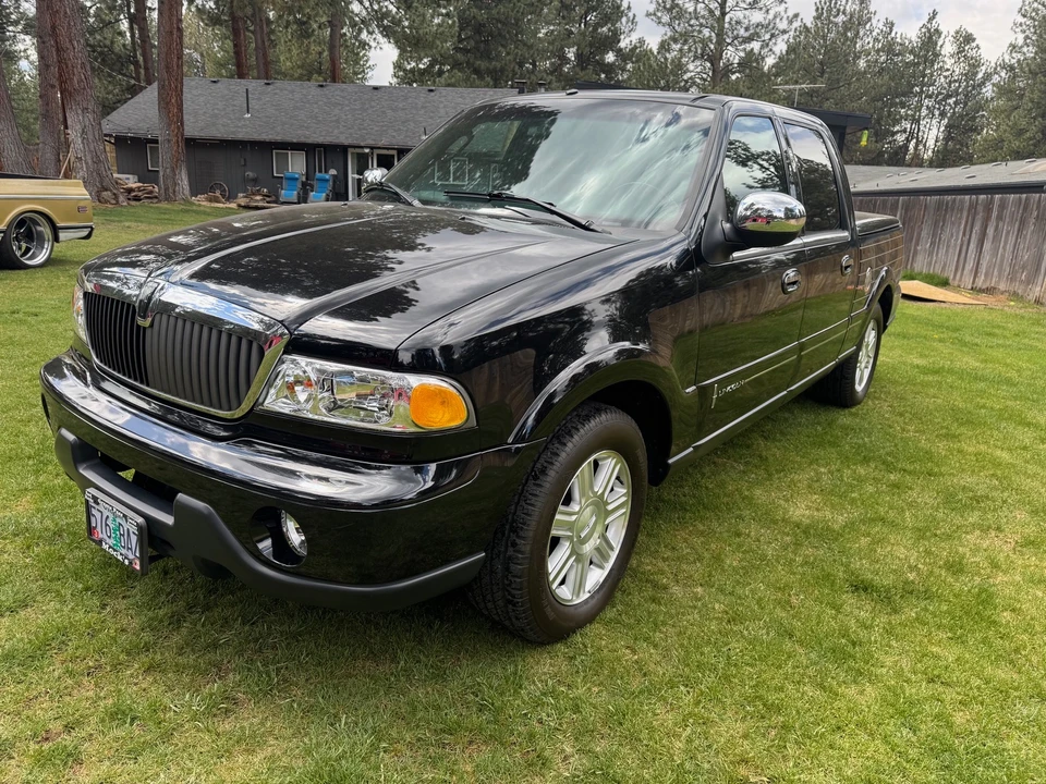 2002 Lincoln Blackwood - Image 3 of 31