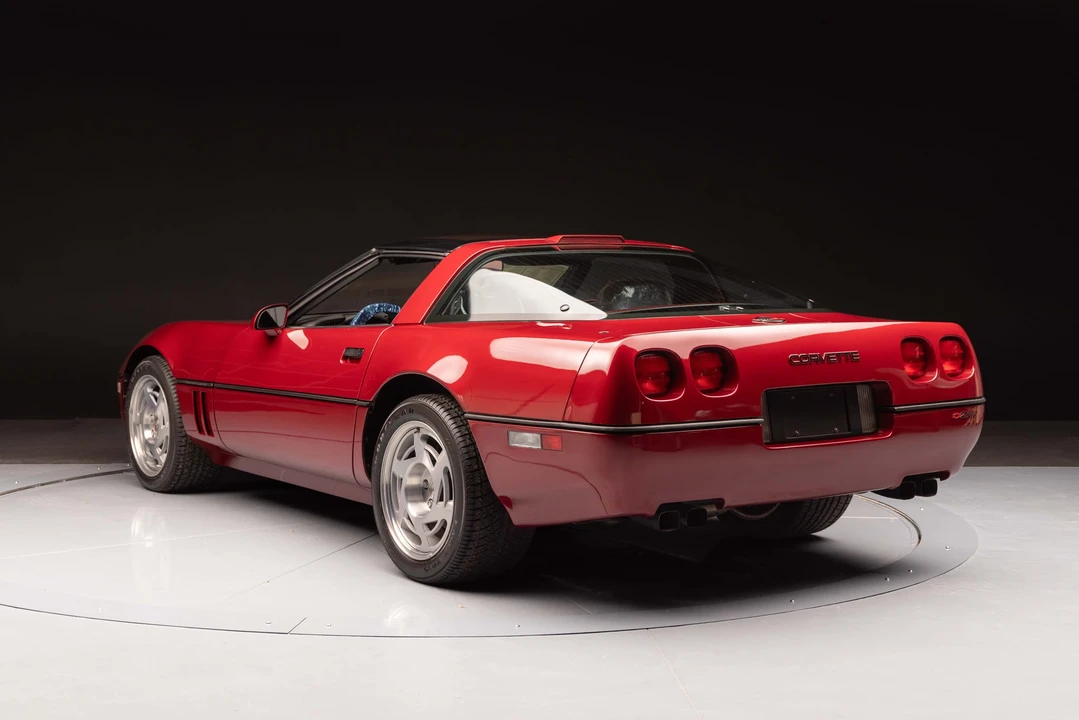 1990 Chevrolet Corvette C4 ZR1 - Image 11 of 31
