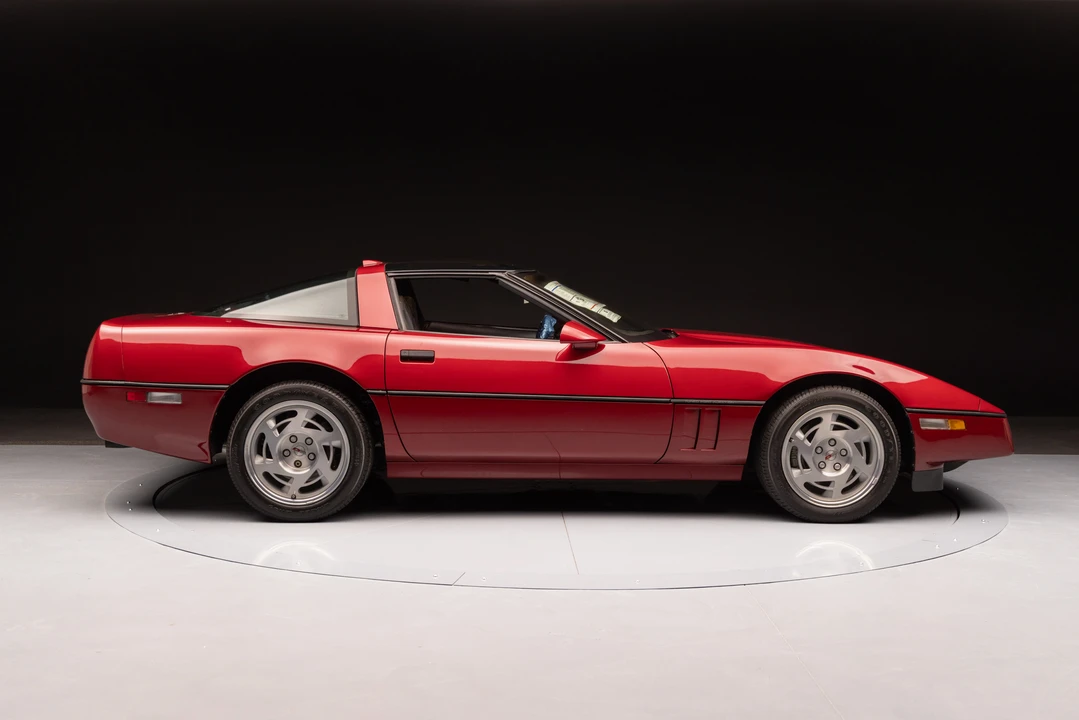 1990 Chevrolet Corvette C4 ZR1 - Image 6 of 31