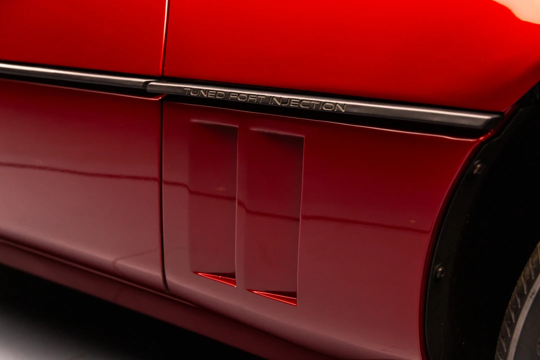 1990 Chevrolet Corvette C4 ZR1 - Image 25 of 31