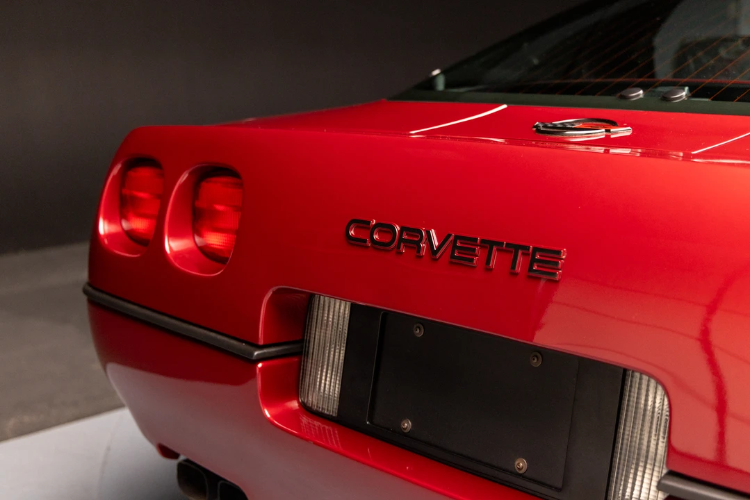 1990 Chevrolet Corvette C4 ZR1 - Image 21 of 31