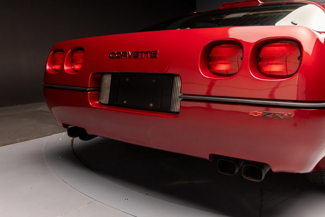 1990 Chevrolet Corvette C4 ZR1 - Image 19 of 31
