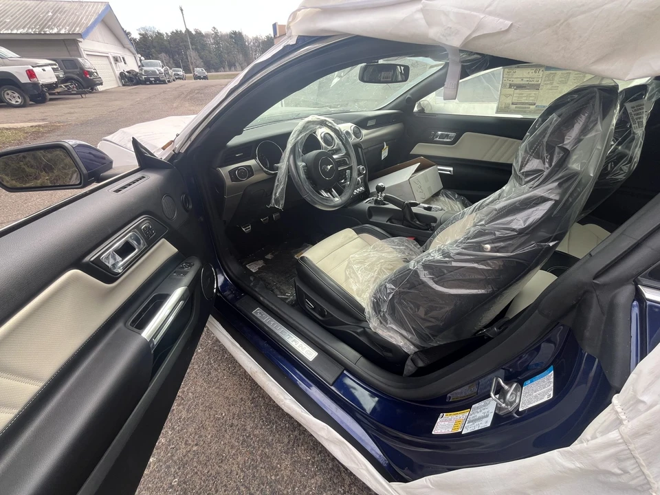 2015 Ford S550 Mustang - Image 14 of 28