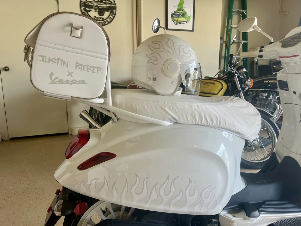 2022 Vespa Sei & PX & ET & LX & GT - Image 22 of 31