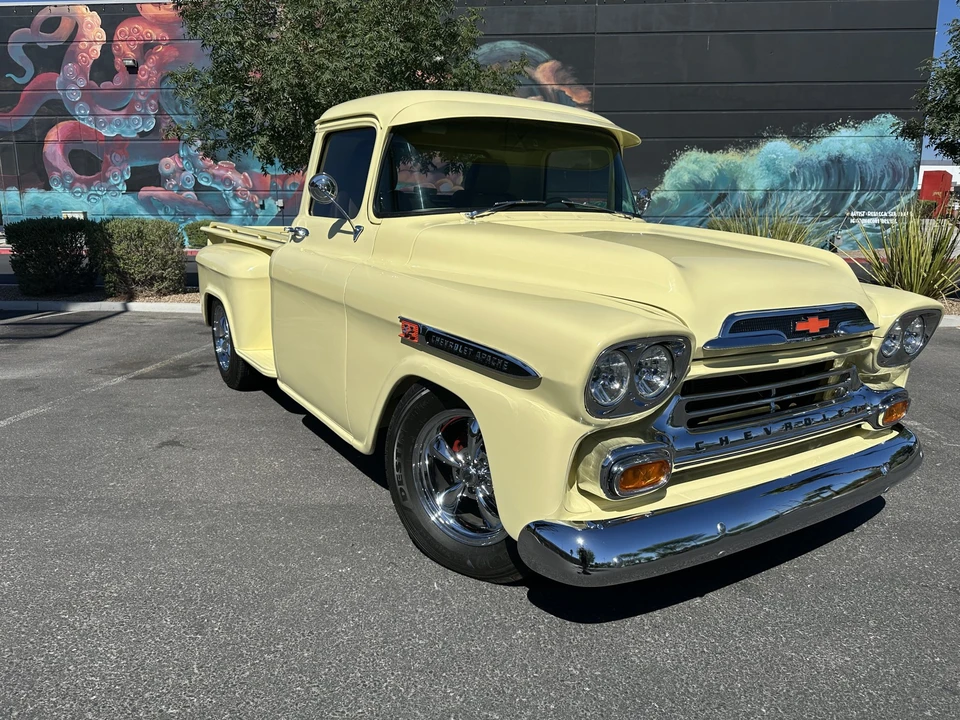 1959 Chevrolet Task Force - Image 3 of 31