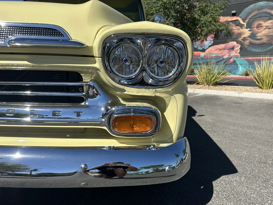 1959 Chevrolet Task Force - Image 13 of 31