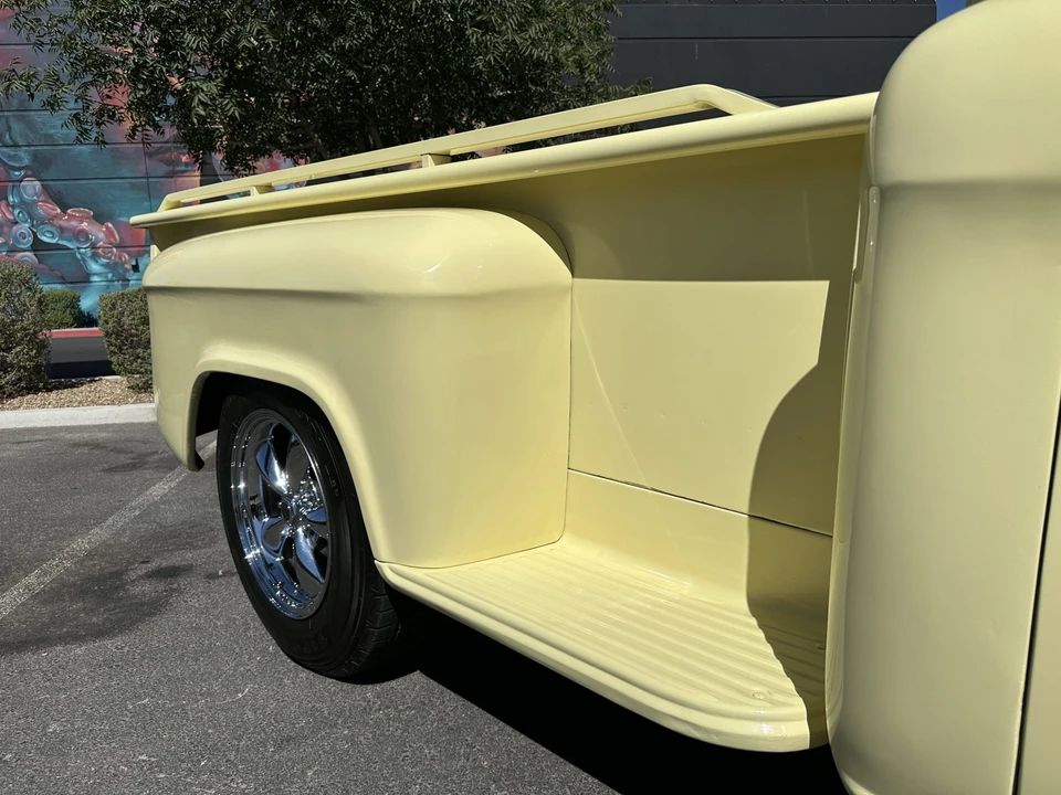 1959 Chevrolet Task Force - Image 29 of 31
