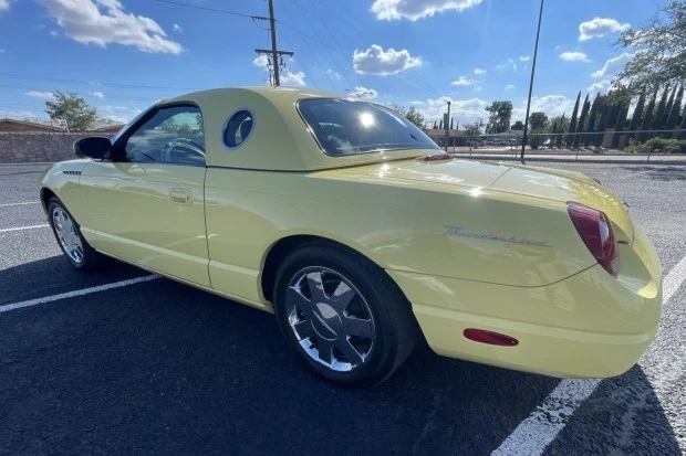 2002 Ford Thunderbird 11th Gen - Image 2 of 8