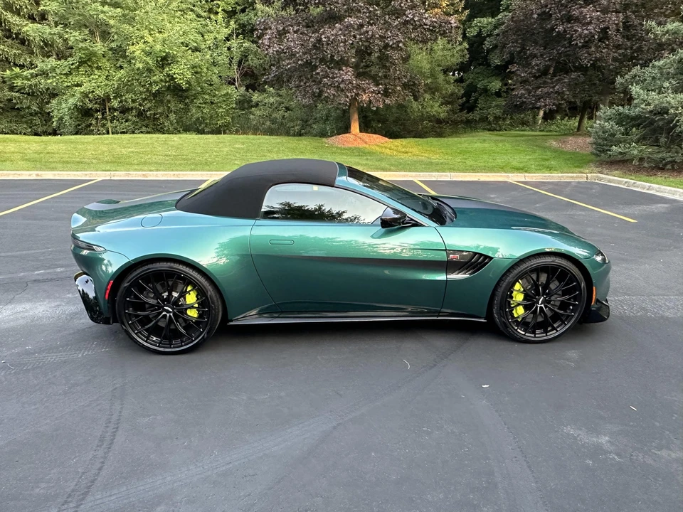 2023 Aston Martin V8 Vantage (2019+) - Image 12 of 31