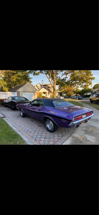 1969 Dodge Challenger Hemi 1st Gen - Image 4 of 4