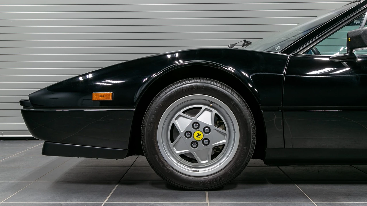 1989 Ferrari 328 GTS - Image 20 of 31