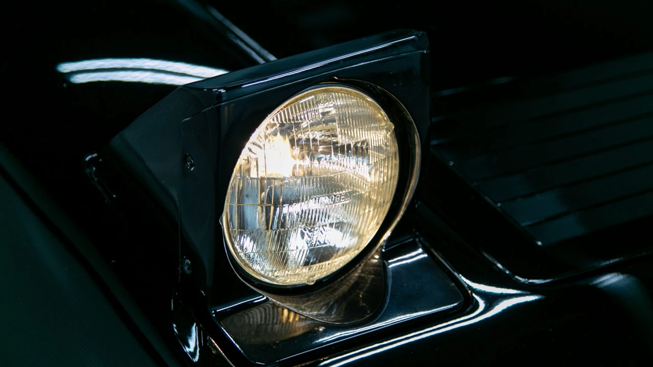 1989 Ferrari 328 GTS - Image 29 of 31