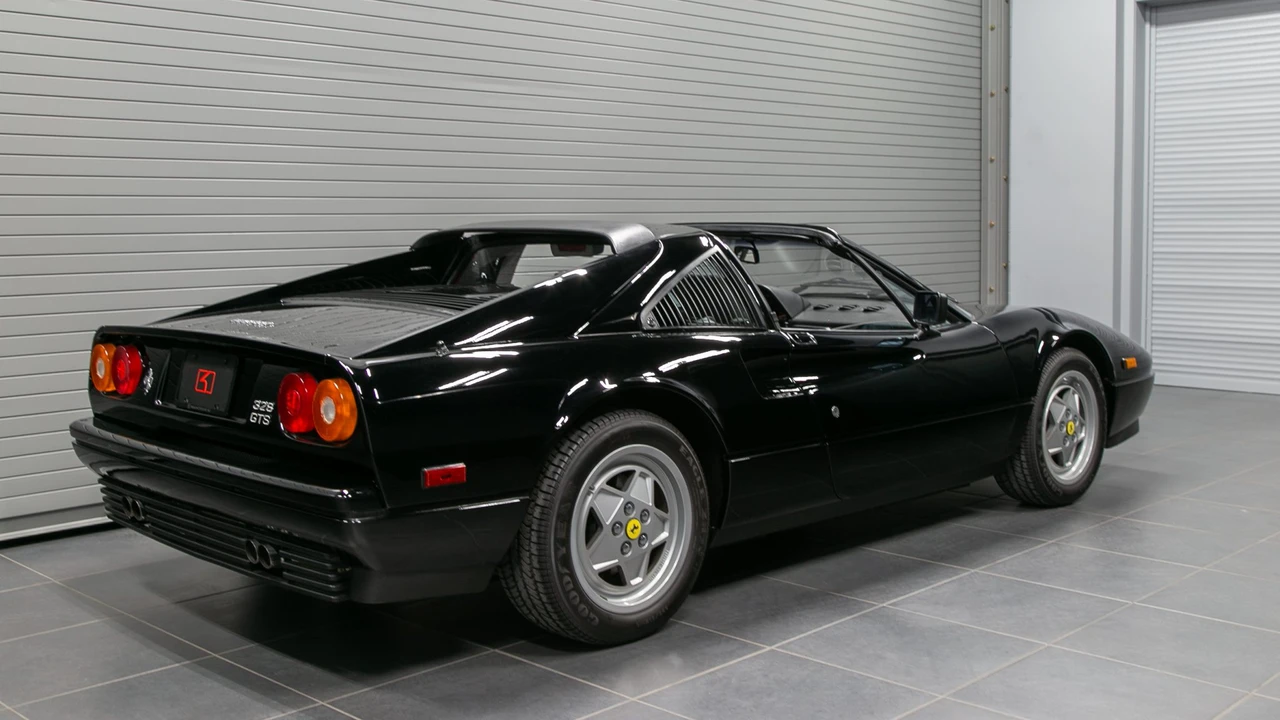 1989 Ferrari 328 GTS - Image 2 of 31