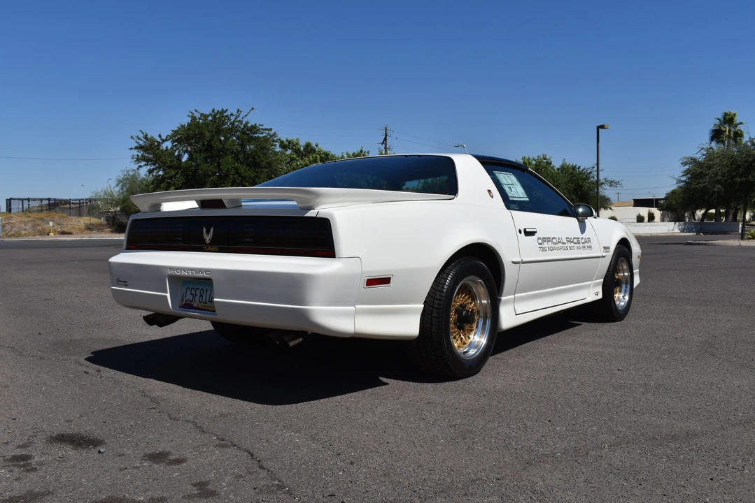 1989 Pontiac Firebird Trans Am 3rd Gen - Image 10 of 31
