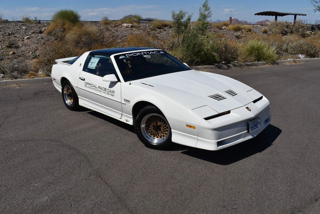 1989 Pontiac Firebird Trans Am 3rd Gen - Image 13 of 31