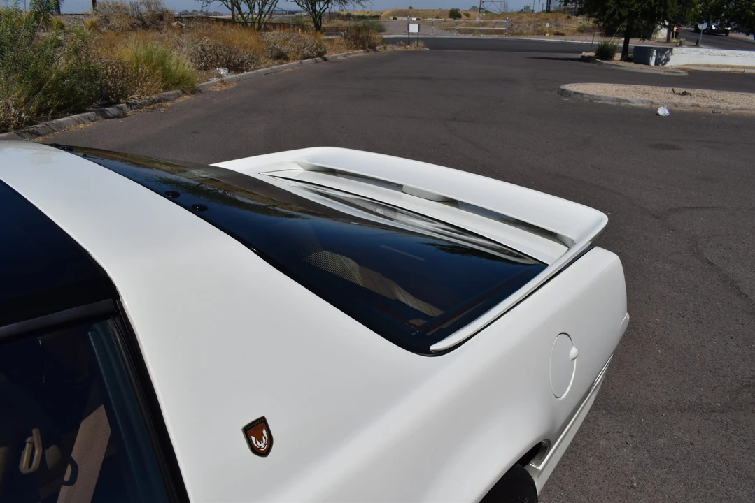 1989 Pontiac Firebird Trans Am 3rd Gen - Image 23 of 31
