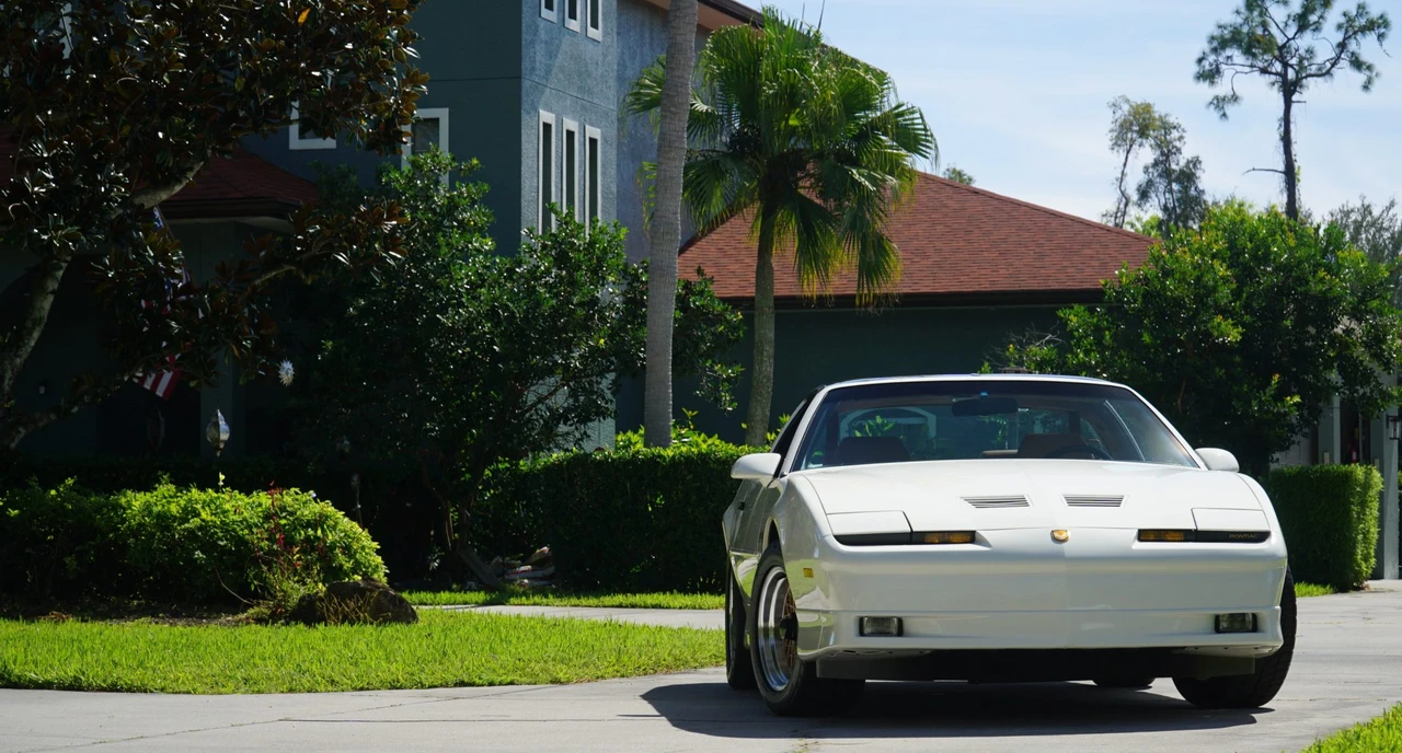 1989 Pontiac Firebird Trans Am 3rd Gen - Image 10 of 31