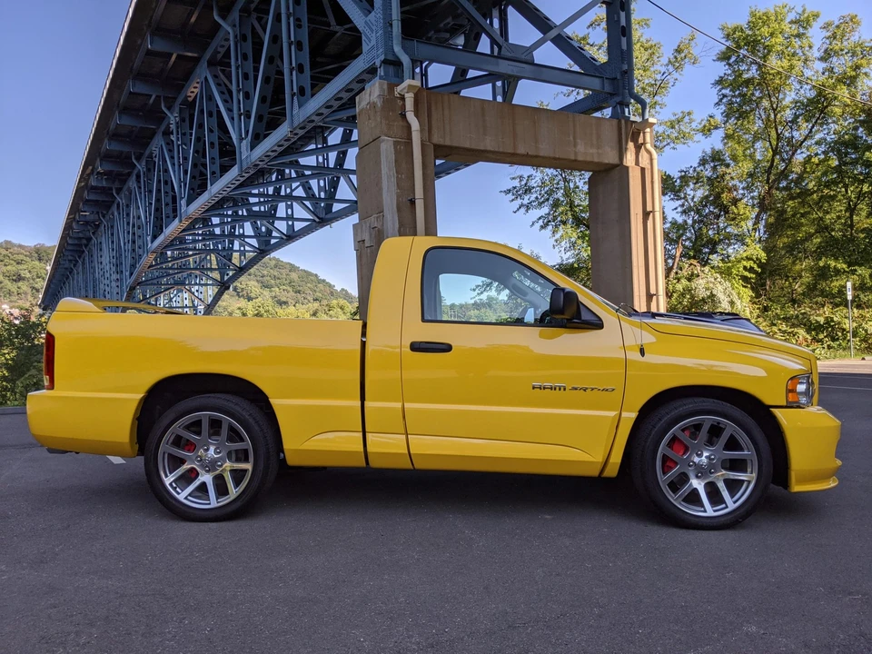 2005 Dodge Ram SRT-10 3rd Gen - Image 10 of 31