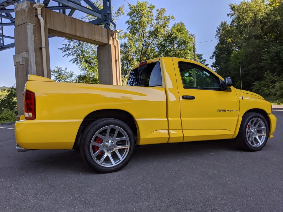 2005 Dodge Ram SRT-10 3rd Gen - Image 14 of 31