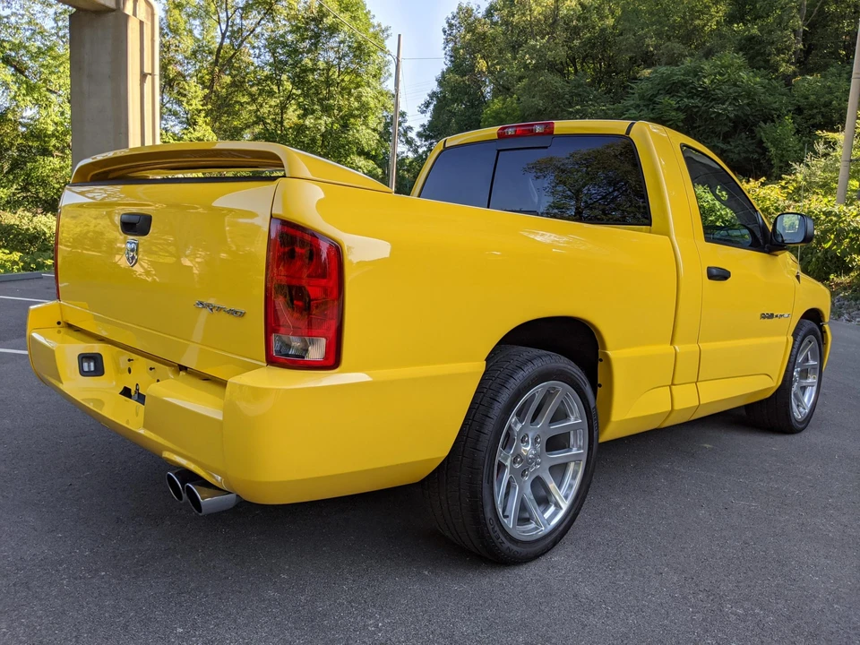 2005 Dodge Ram SRT-10 3rd Gen - Image 17 of 31