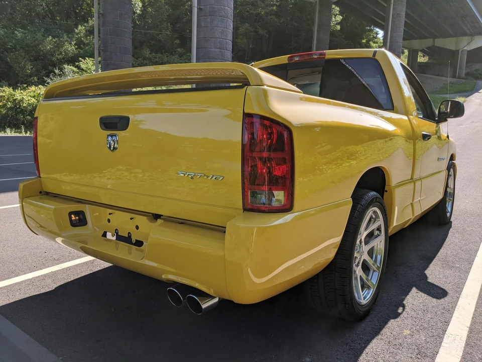 2005 Dodge Ram SRT-10 3rd Gen - Image 22 of 31