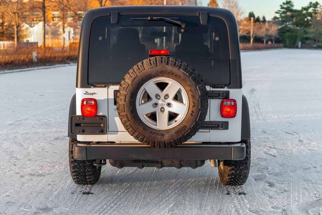 2006 Jeep TJ Wrangler - Image 19 of 31