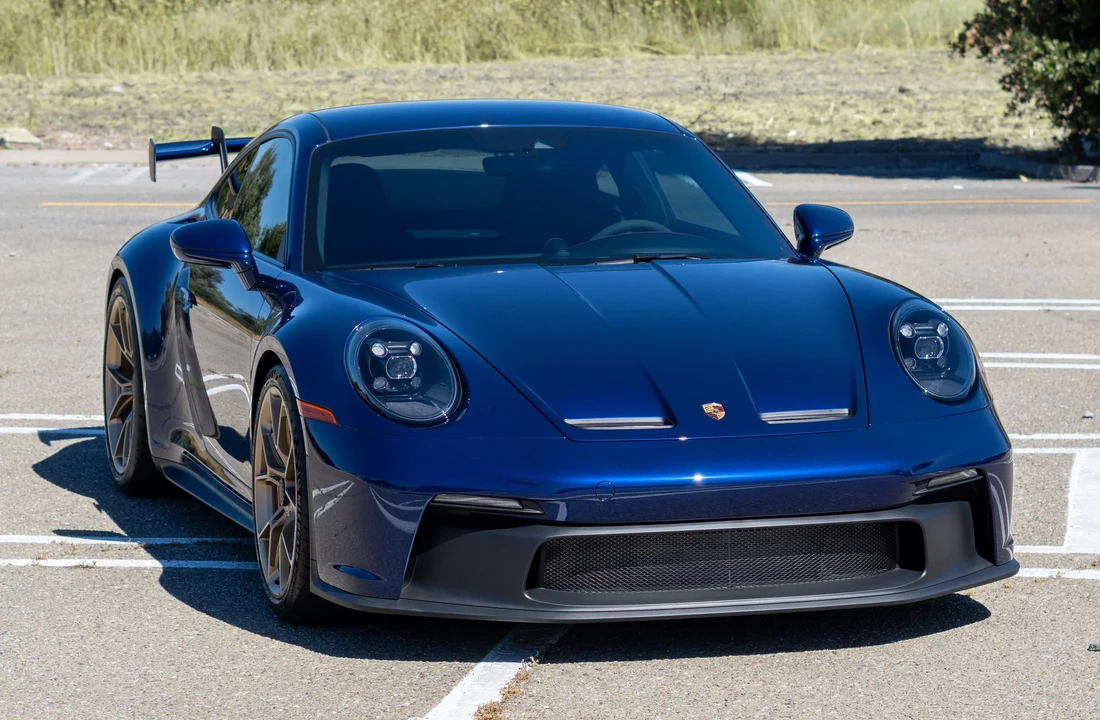 2024 Porsche 992 GT3 - Image 2 of 31