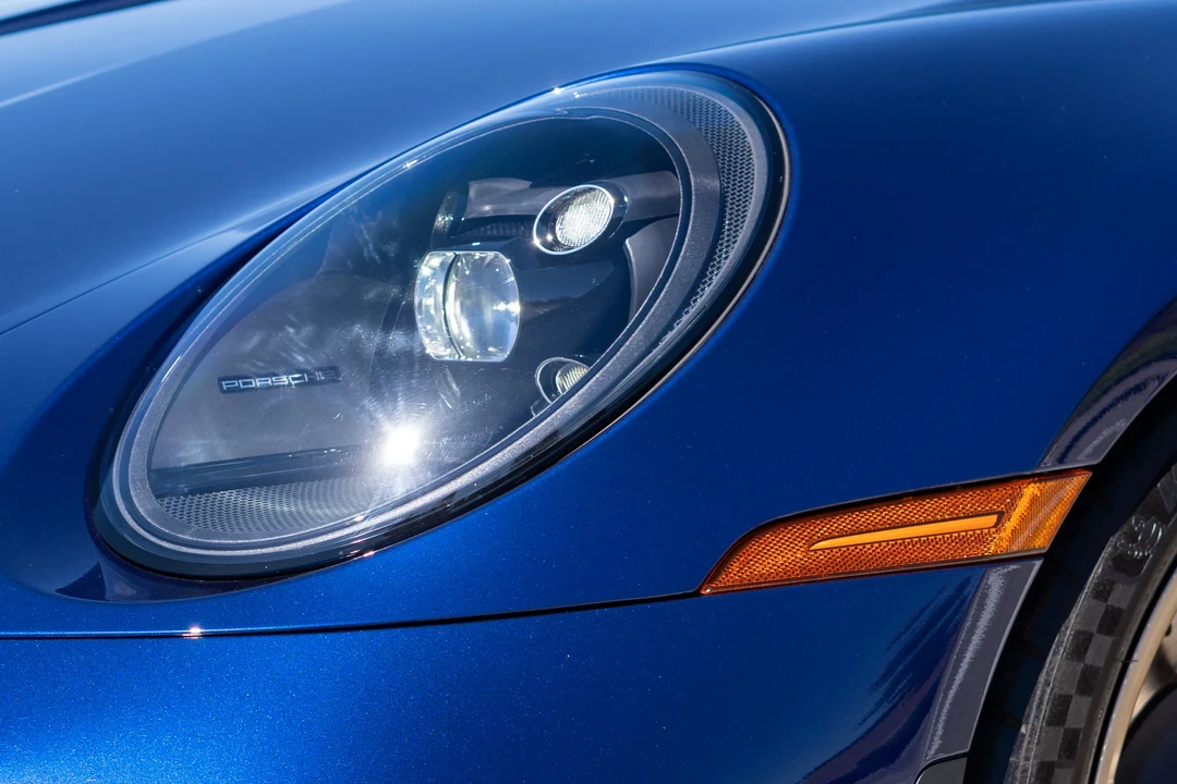 2024 Porsche 992 GT3 - Image 18 of 31