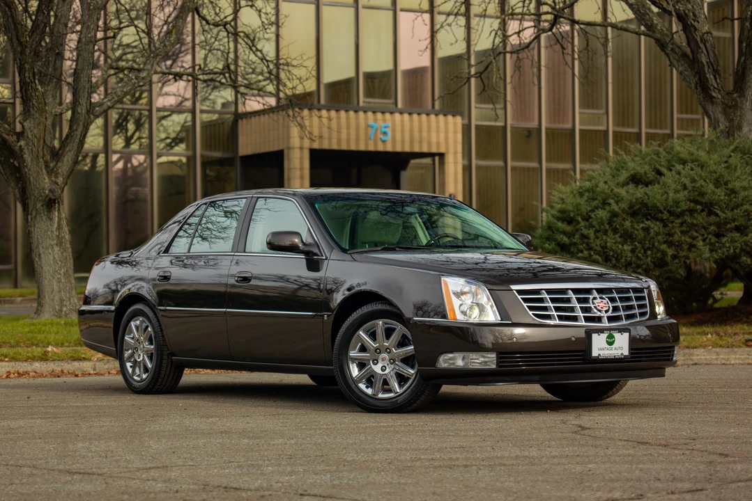 2009 Cadillac DTS - Image 27 of 31