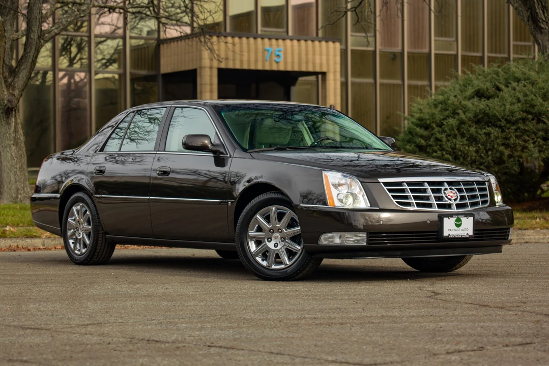 2009 Cadillac DTS - Image 28 of 31