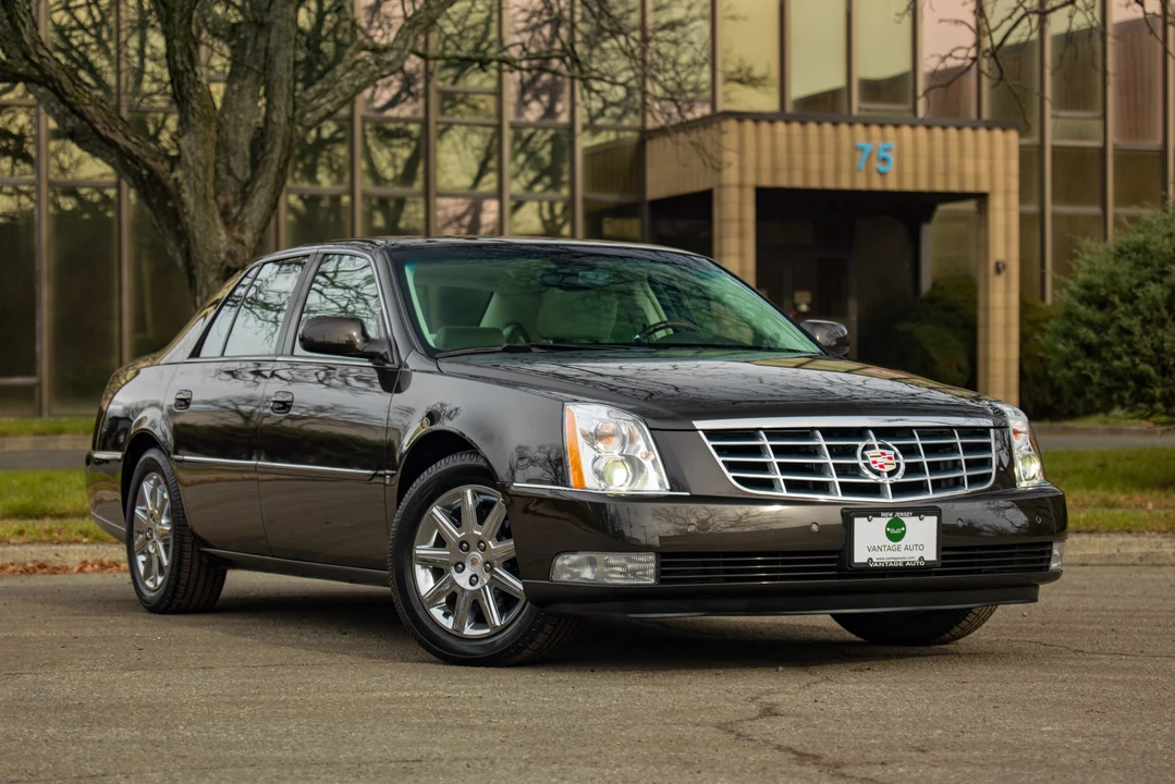 2009 Cadillac DTS - Image 30 of 31