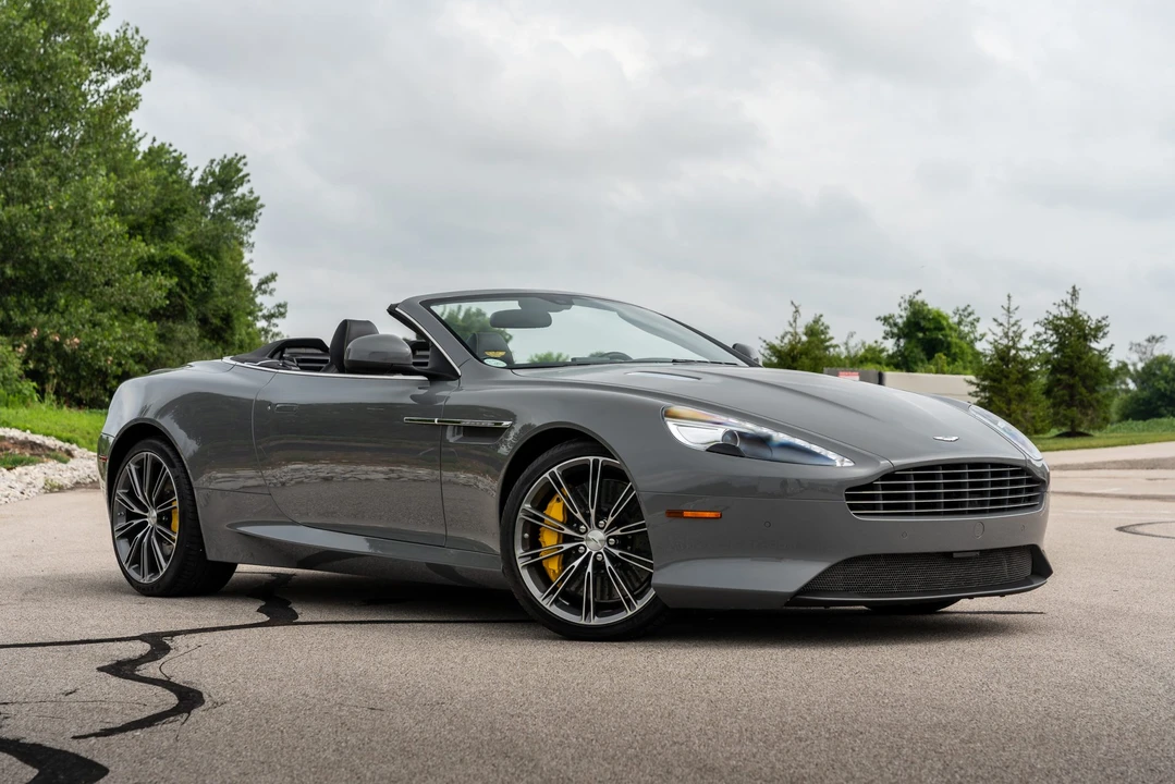 2015 Aston Martin DB9 - Image 6 of 31