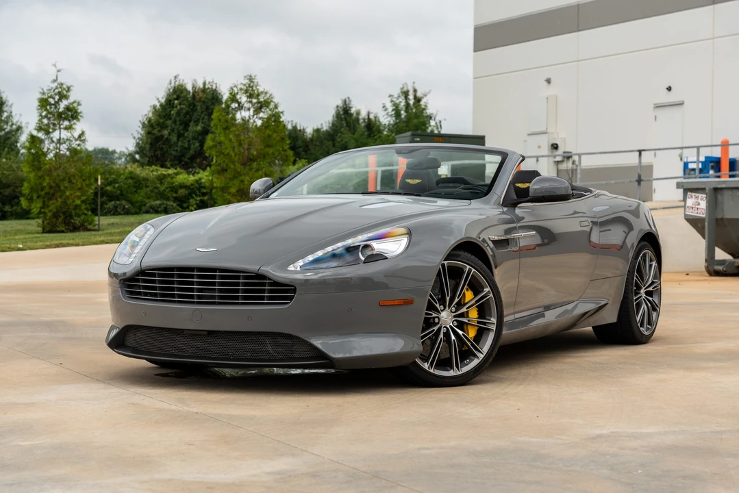 2015 Aston Martin DB9 - Image 10 of 31