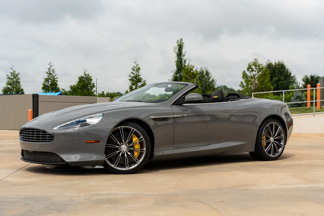 2015 Aston Martin DB9 - Image 7 of 31