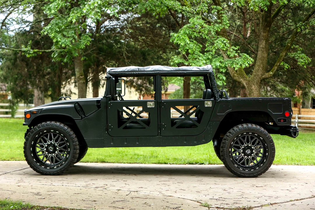 2005 AM General Hummer - Image 2 of 31