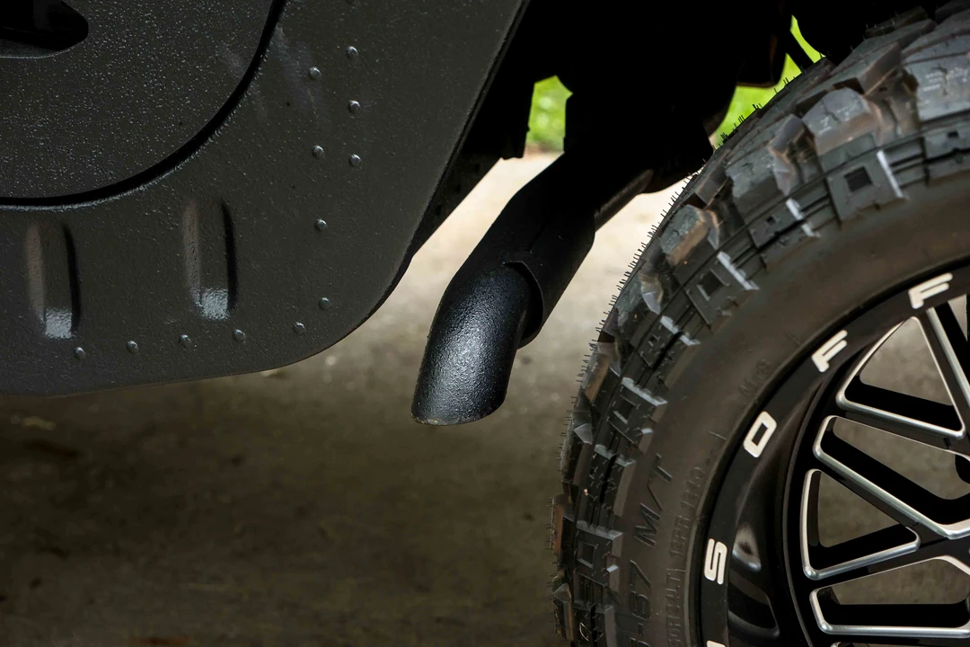 2005 AM General Hummer - Image 31 of 31