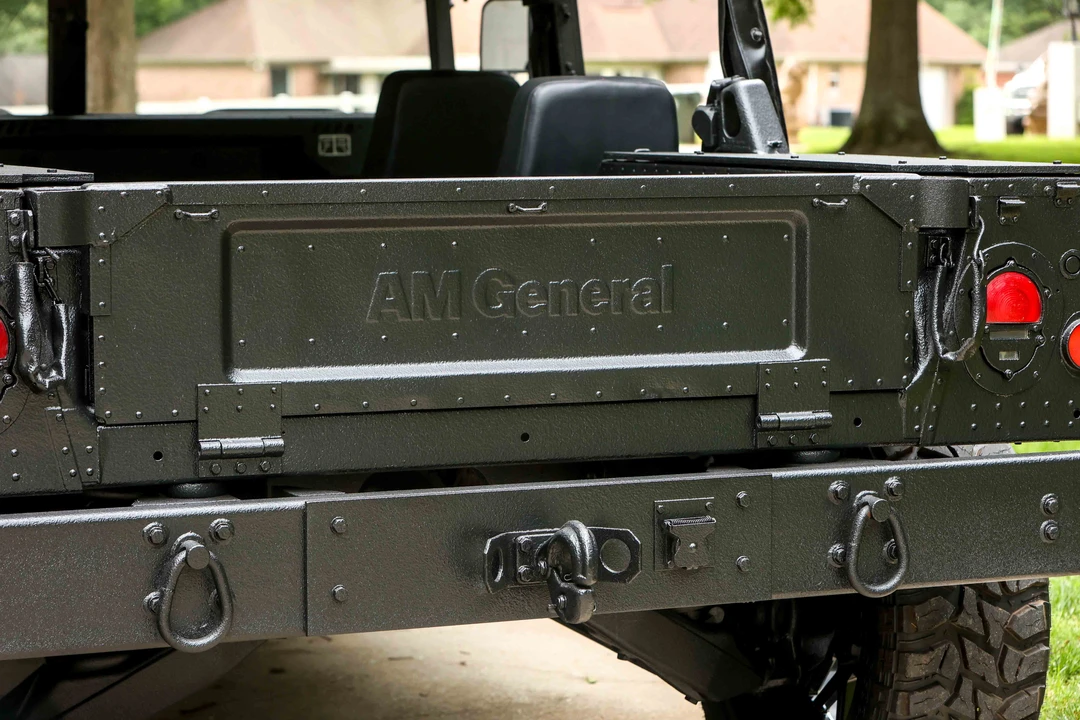 2005 AM General Hummer - Image 12 of 31