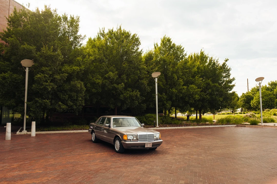 1989 Mercedes-Benz W126 S-Class Sedan - Image 6 of 31