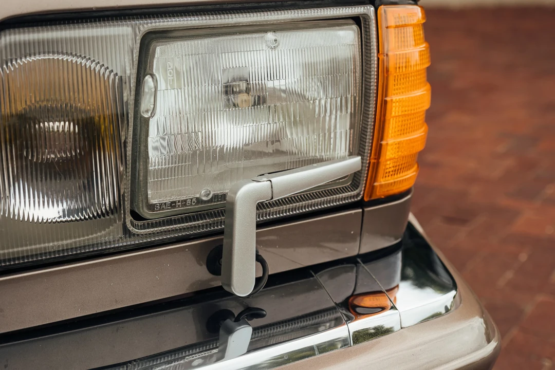1989 Mercedes-Benz W126 S-Class Sedan - Image 28 of 31