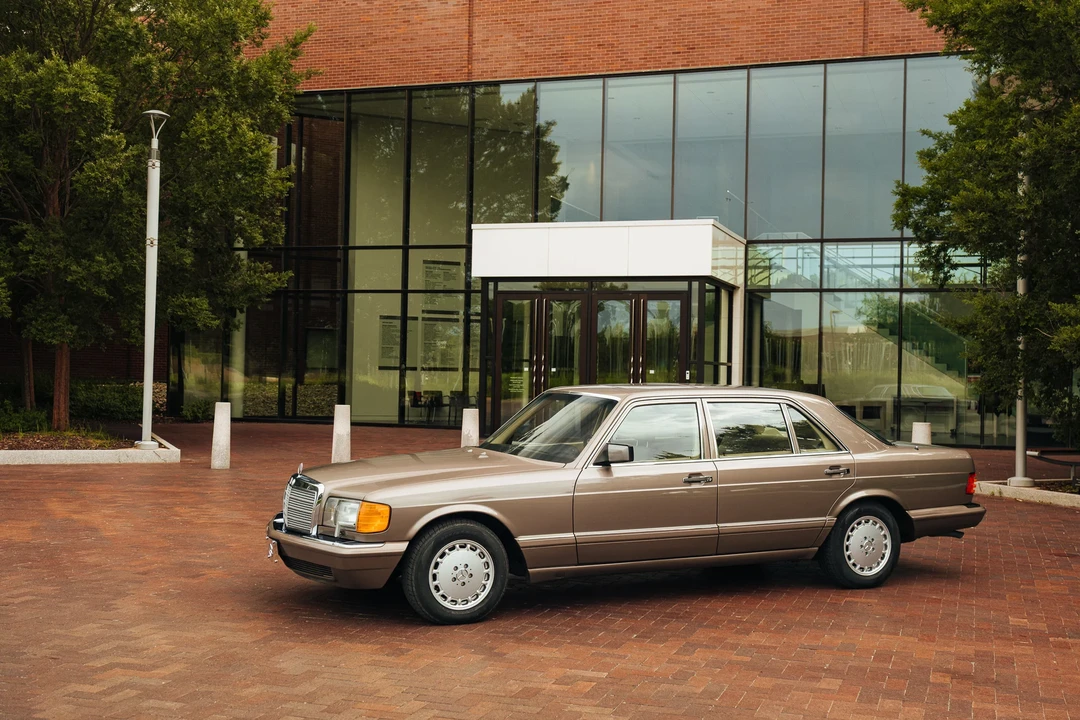 1989 Mercedes-Benz W126 S-Class Sedan - Image 10 of 31