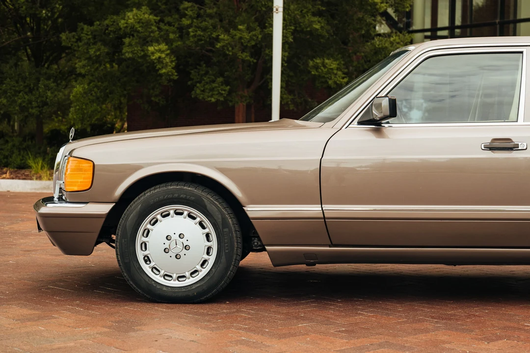 1989 Mercedes-Benz W126 S-Class Sedan - Image 21 of 31