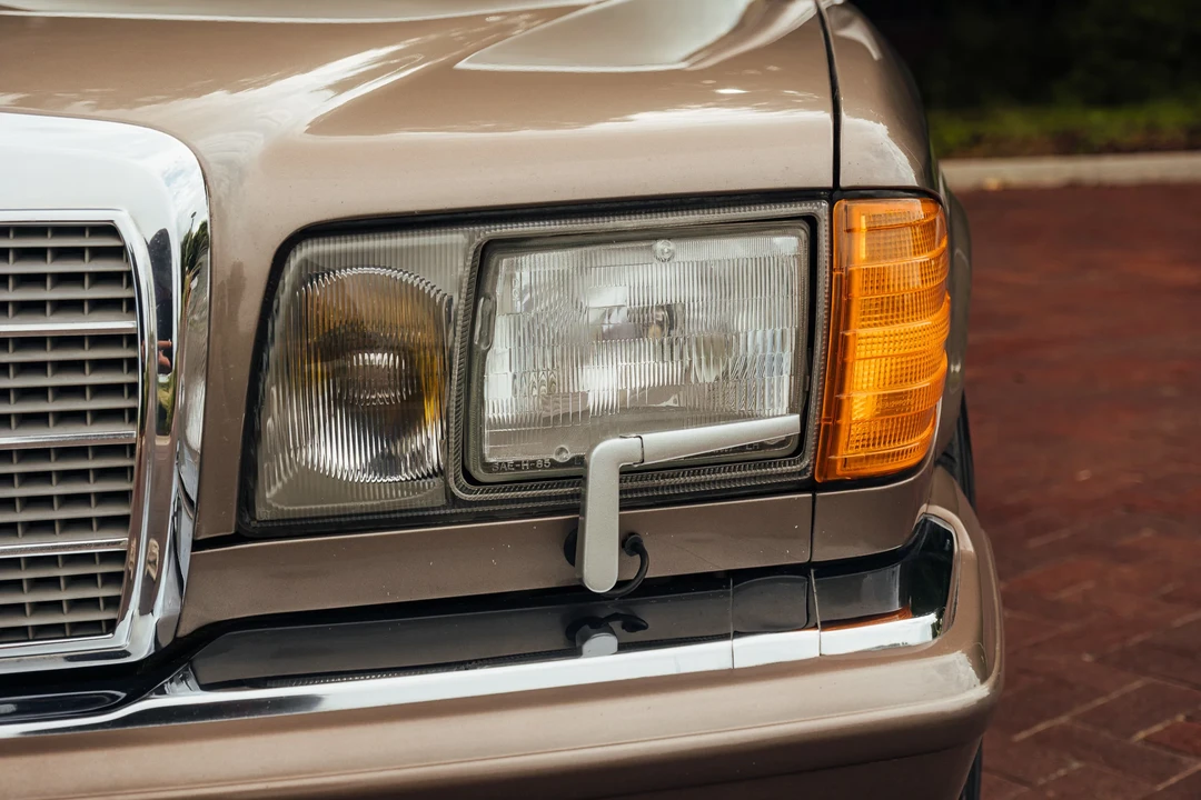 1989 Mercedes-Benz W126 S-Class Sedan - Image 26 of 31