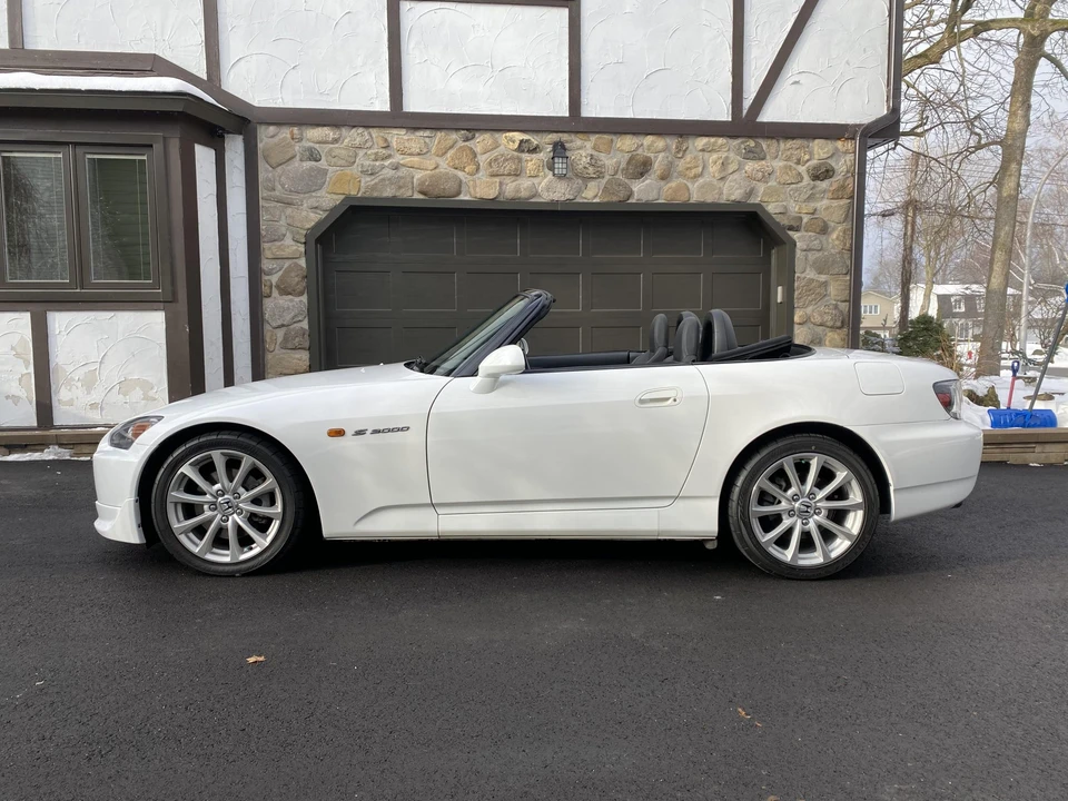 2006 Honda AP2 S2000 - Image 2 of 31